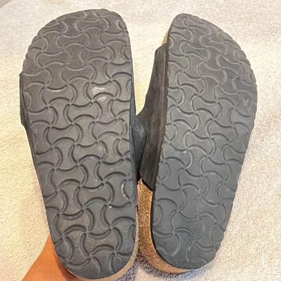 Naot Unisex Black Leather Two Straps Sandals 9" Buckle Slider Sz 36 / 36.5? - Picture 9 of 10